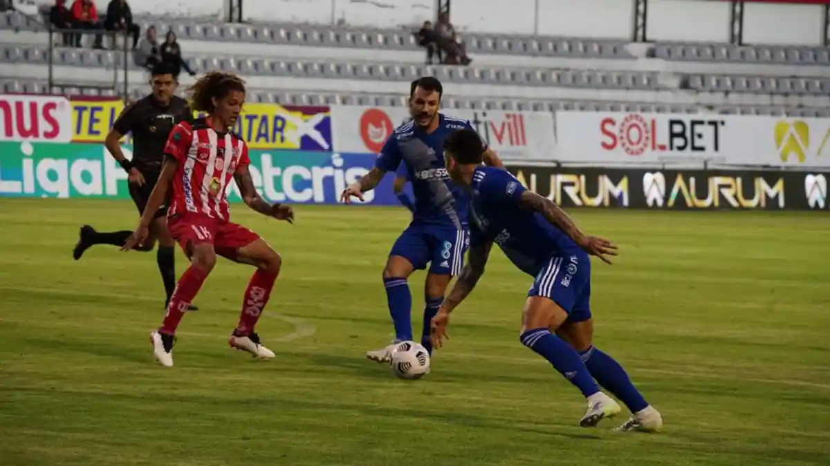 Técnico Universitario vs Emelec EN VIVO qué canal lo pasa por TV y